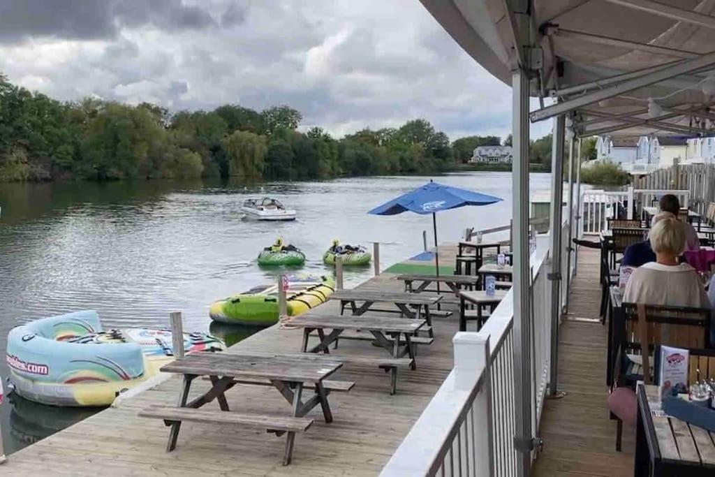 Emerald Lake House South Cerney Extérieur photo