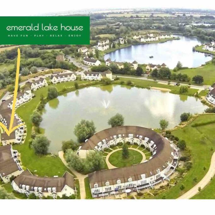 Emerald Lake House South Cerney Extérieur photo