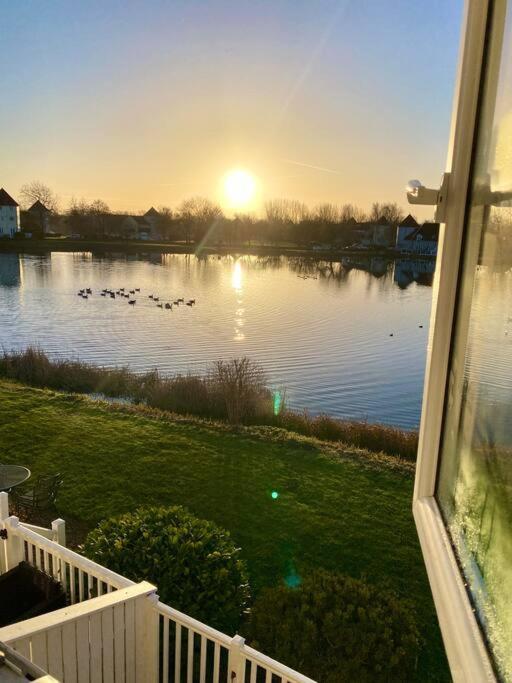 Emerald Lake House South Cerney Extérieur photo