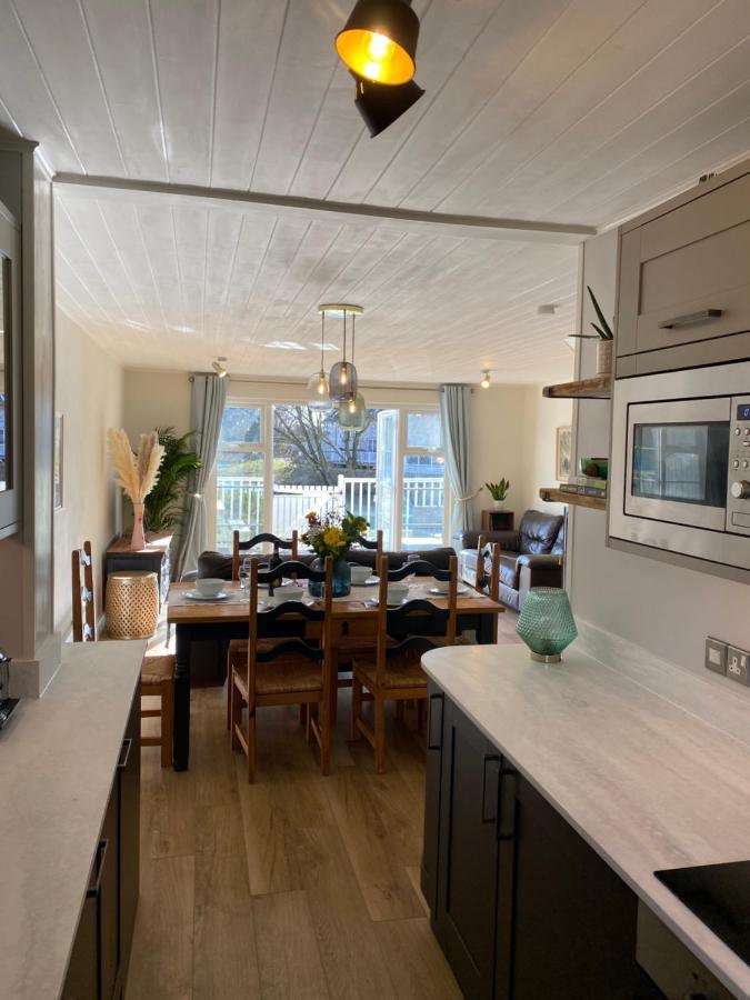 Emerald Lake House South Cerney Extérieur photo
