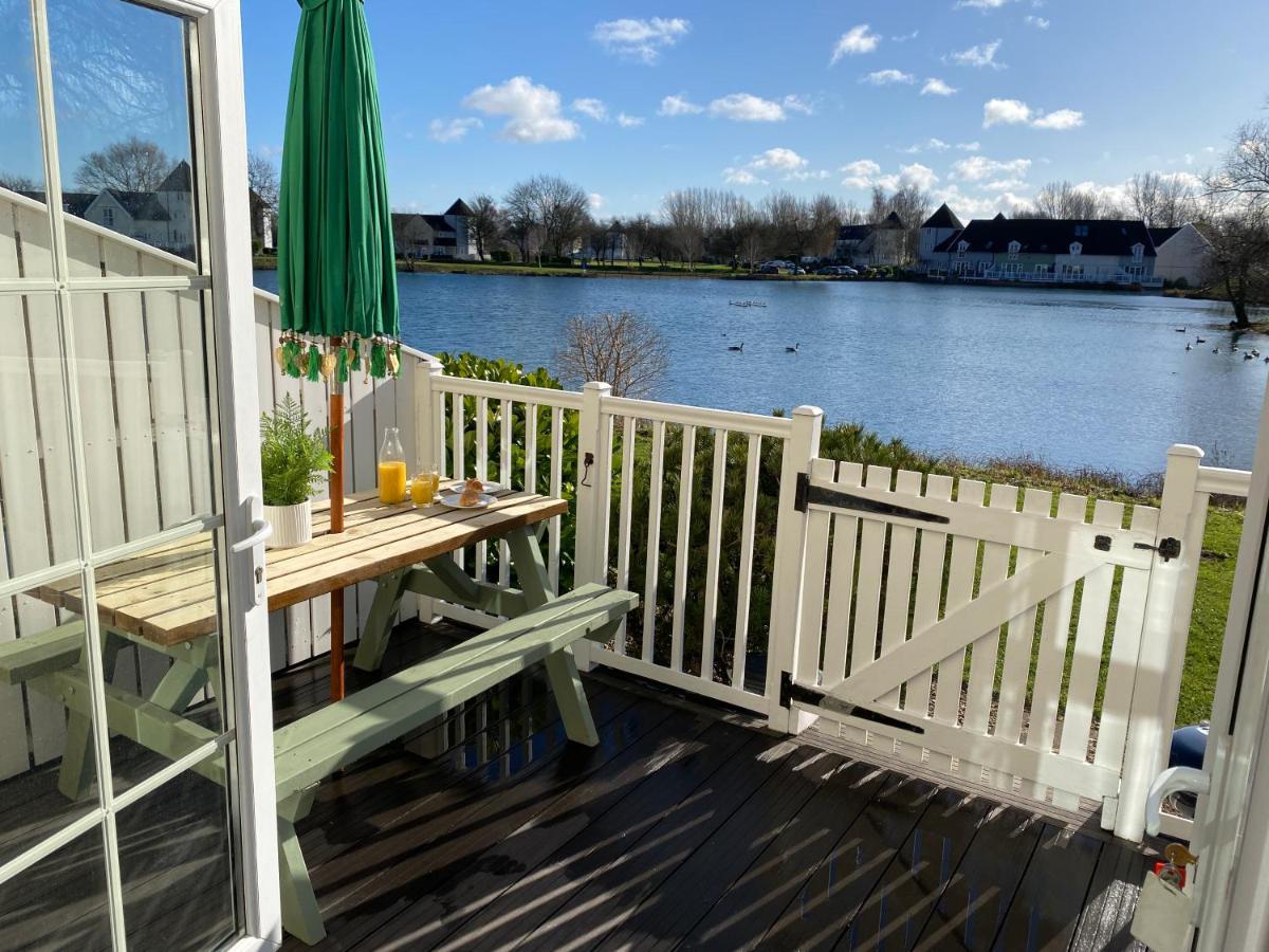 Emerald Lake House South Cerney Extérieur photo