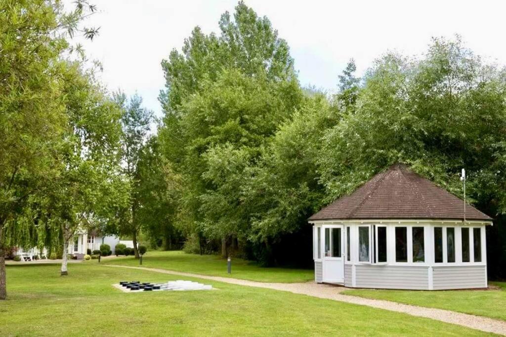 Emerald Lake House South Cerney Extérieur photo